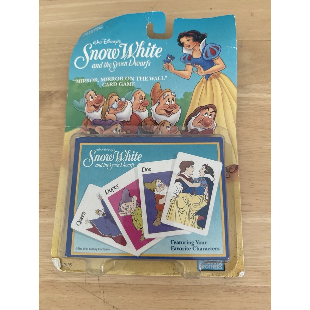 Vintage 1993 Disney Snow White Mirror Mirror on the Wall Card Game Parker Bros - Picture 2 of 5